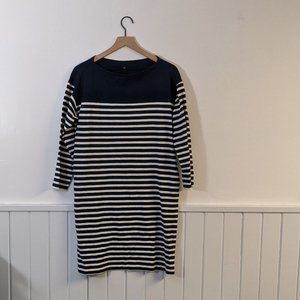 UNIQLO L Navy Knit Striped Shift Dress